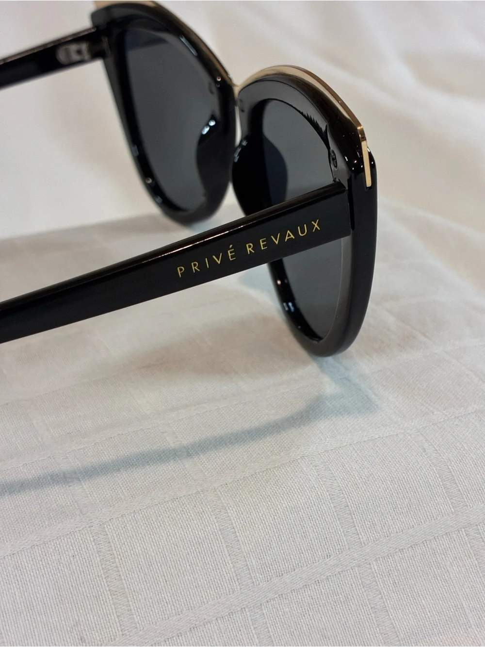 Prive’ Revaux Women's Black & Gold Cat Eye Sunglasses